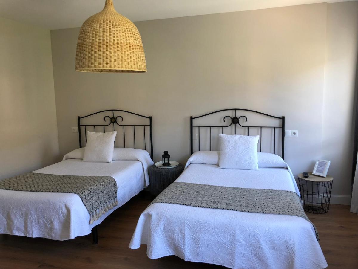 Pension Fernandez Vega de Valcarce Extérieur photo